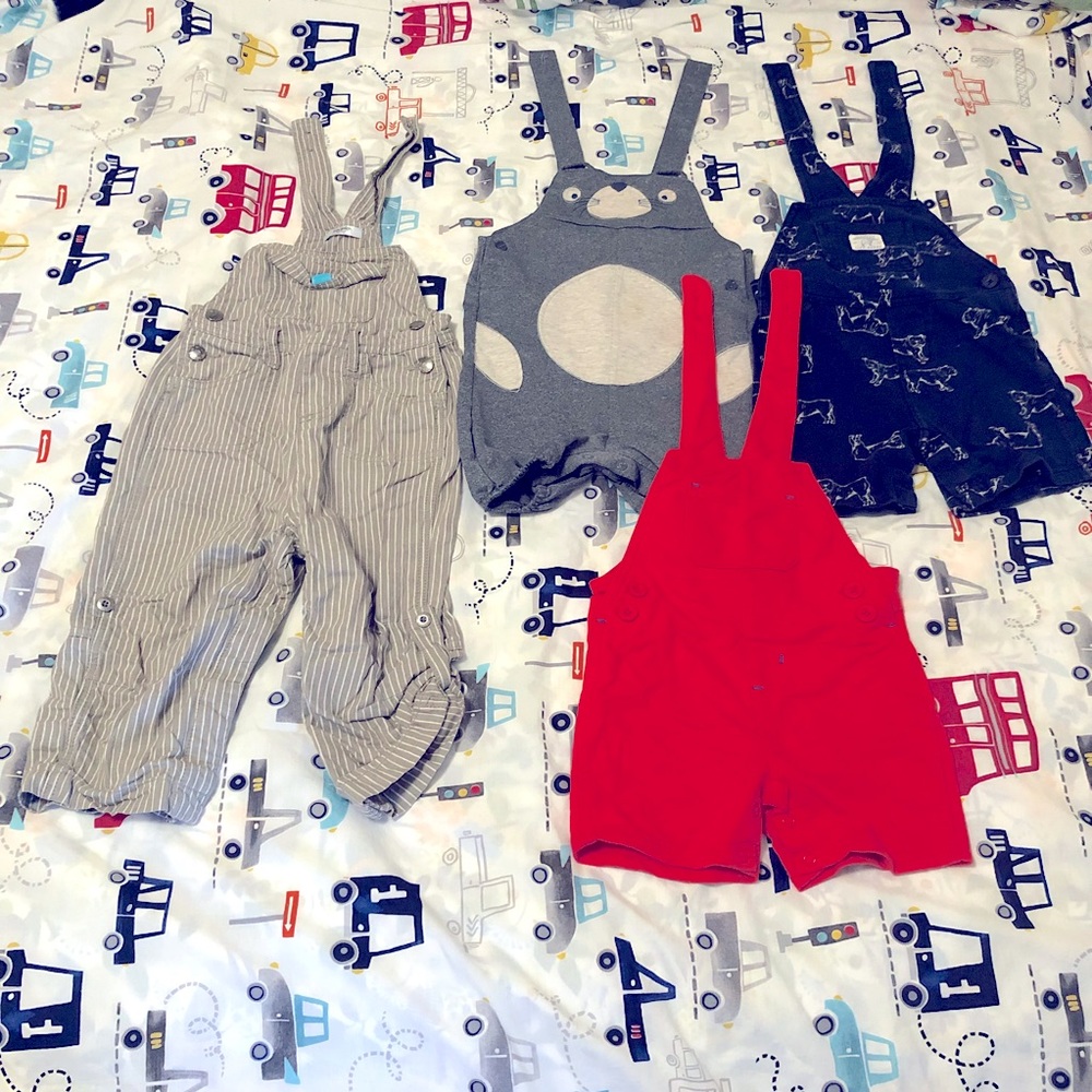 4 set overalls Size 18M